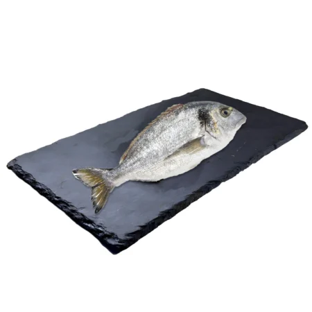 Daurade royale vidée et écaillée FILIERE QUALITE  la pièce de 350g